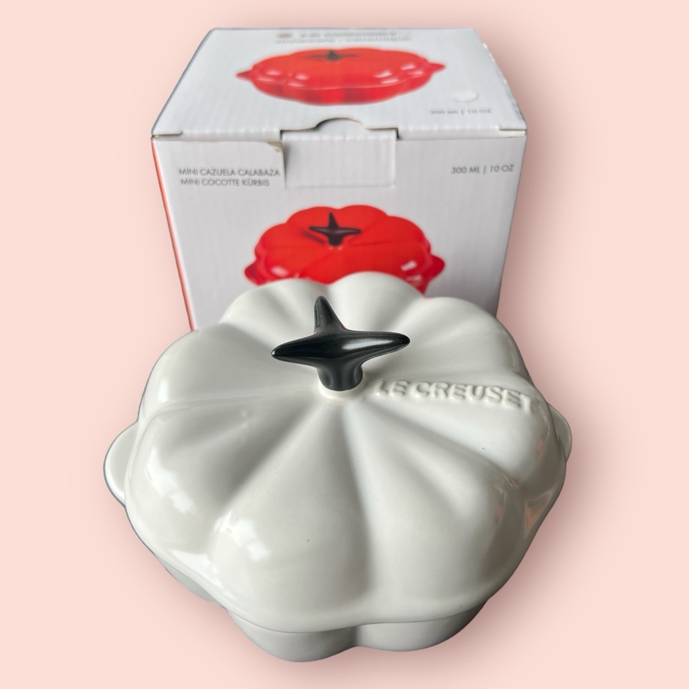 Le Creuset Stoneware Pumpkin Cocotte (Cotton)